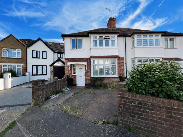 House for rent in London Borough of Hounslow, Greater London