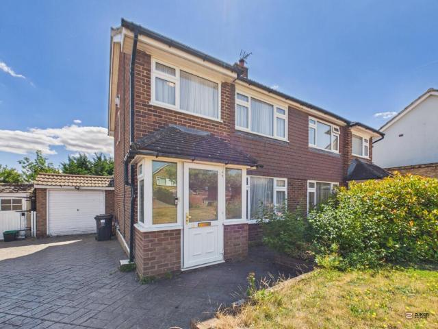 House for rent in Fole, Surrey