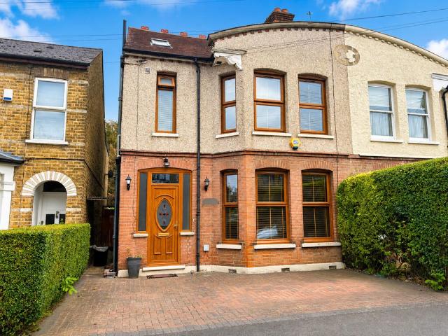 House for rent in Yiewsley, Greater London