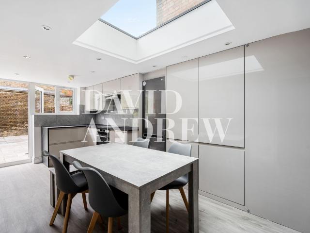 House for rent in Holloway, Greater London