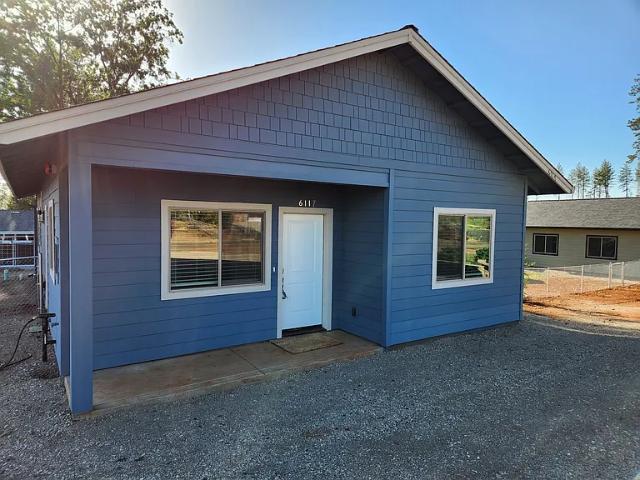 House for rent in Paradise