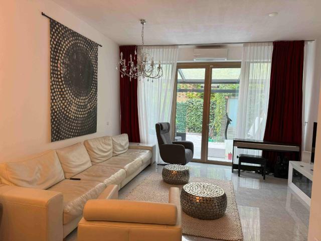Woning te huur in Afrikaanderwijk, Rotterdam