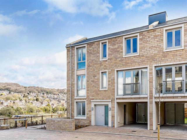 House for rent in Froggatt, East Midlands