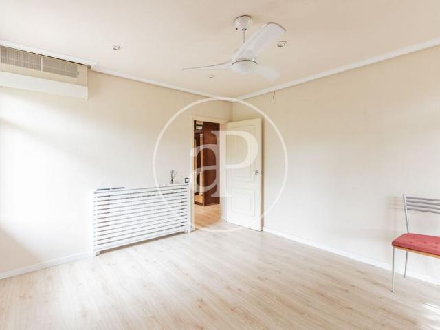 Casa en alquiler en Madrid, Piovera