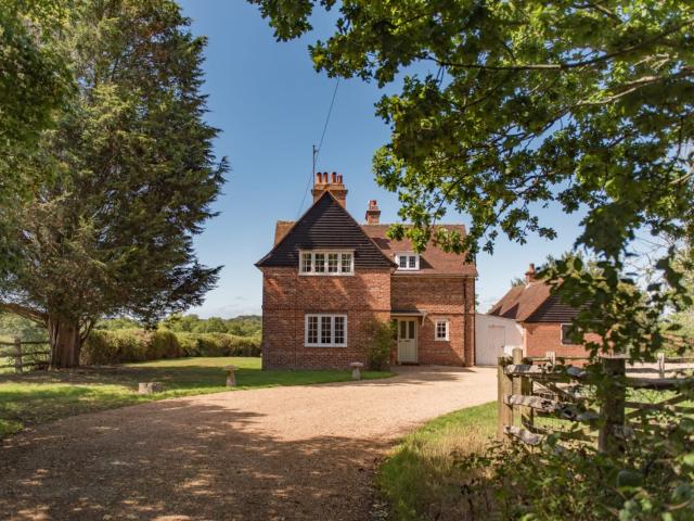House for rent in Peasmarsh, Rother