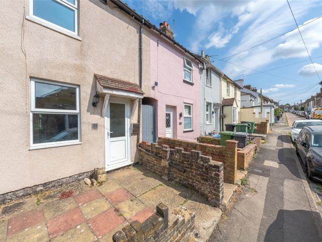 House for rent in Allington, Midway