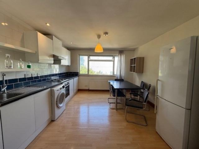 House for rent in Wealdstone, Greater London