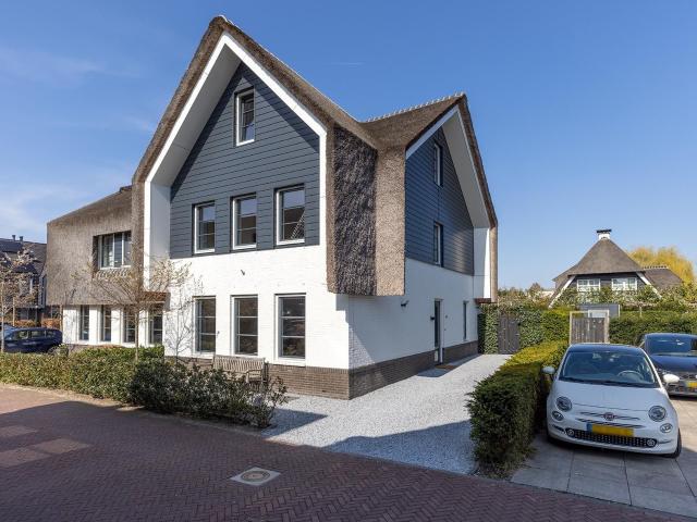 Woning te huur in Blaricum, Noord Holland