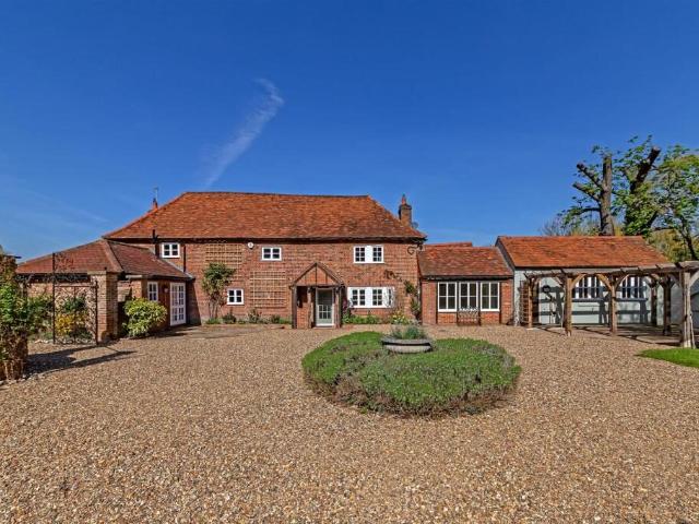 House for rent in Shenley, Hertfordshire