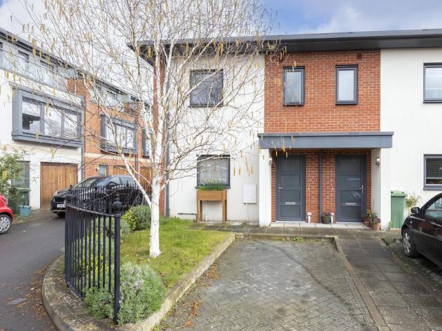 House for rent in Golden Valley, Gloucestershire