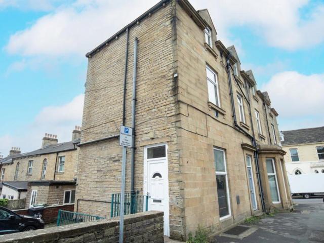 House for rent in Highfields, Huddersfield