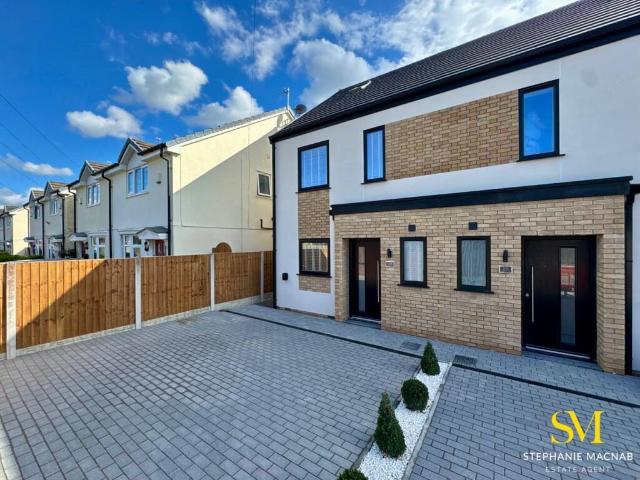 House for rent in Little Altcar, Sefton