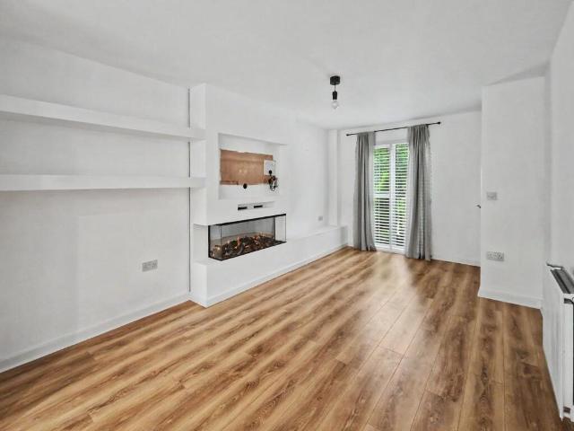 House for rent in Rainsough, Bury
