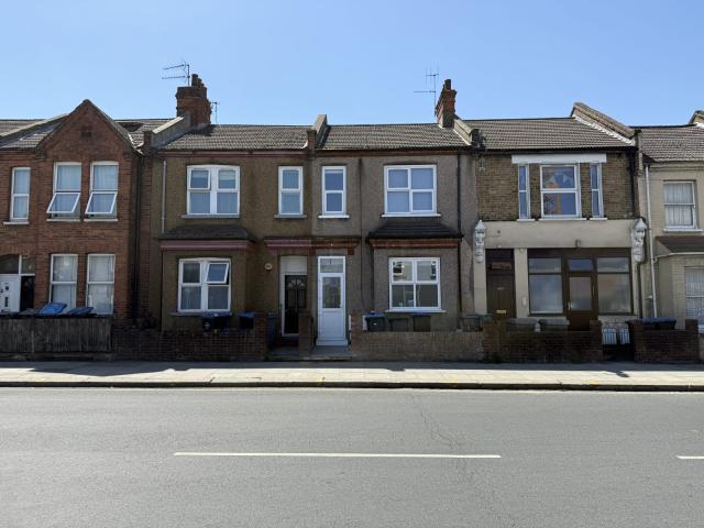 House for rent in Dollis Hill, Greater London