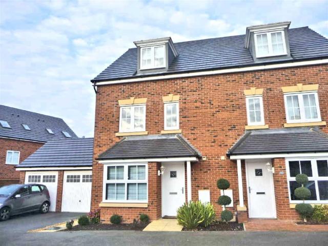 House for rent in Oxley Park, Shenley Church End
