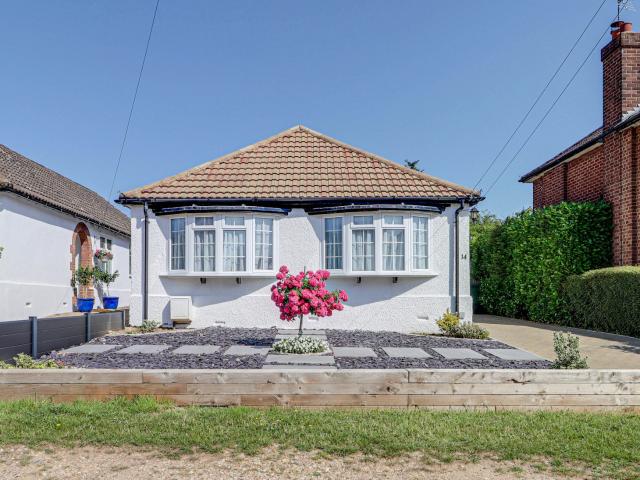 House for rent in Five Acres, Hertfordshire