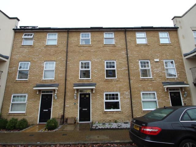 House for rent in Bromley Common, Greater London