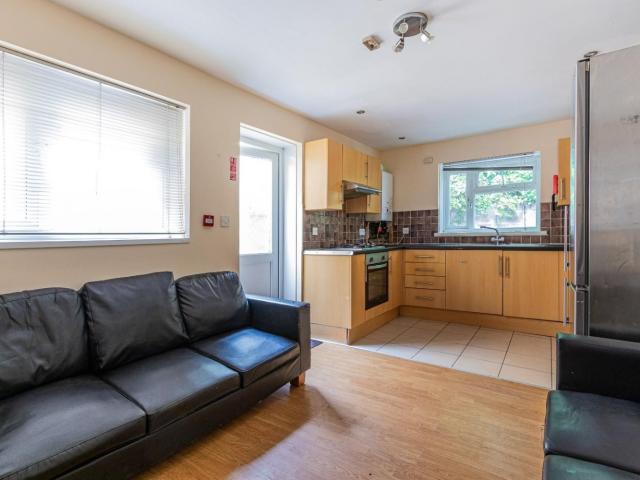 House for rent in Falcon Lodge, Wales