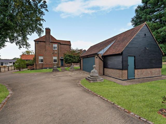 House for rent in Batchworth, Hertfordshire