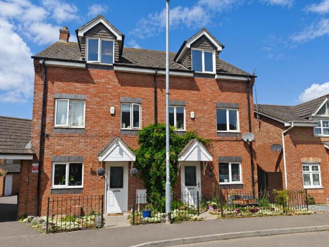 House for rent in Corby