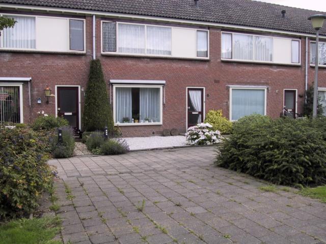 Woning te huur in Roelofarendsveen, Zuid Holland