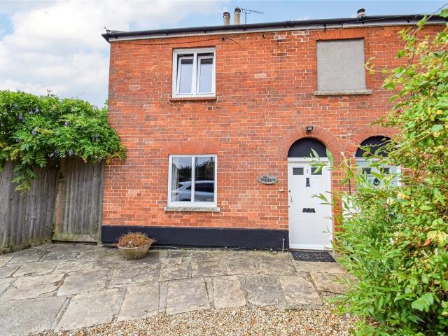 House for rent in Rowde, Wiltshire