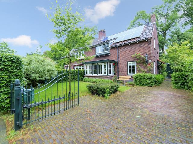 Woning te huur in Laren, Noord Holland