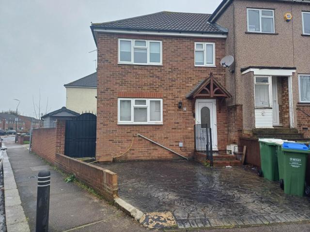House for rent in London Borough of Bexley, Greater London