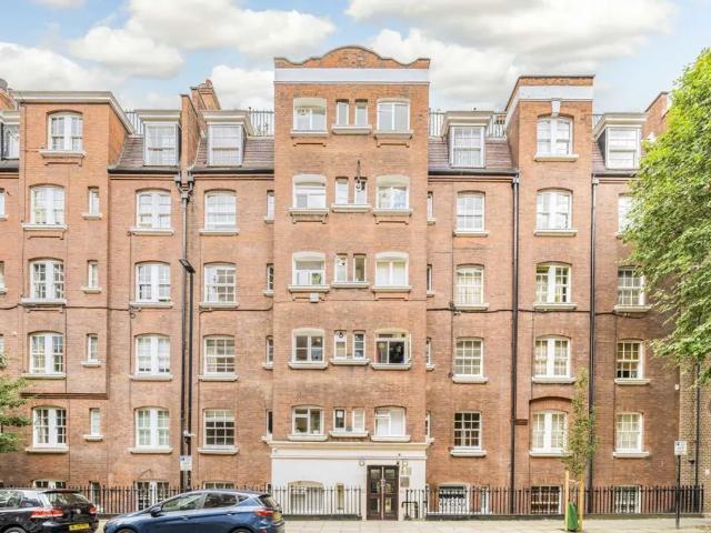 House for rent in Saint Pancras, Greater London