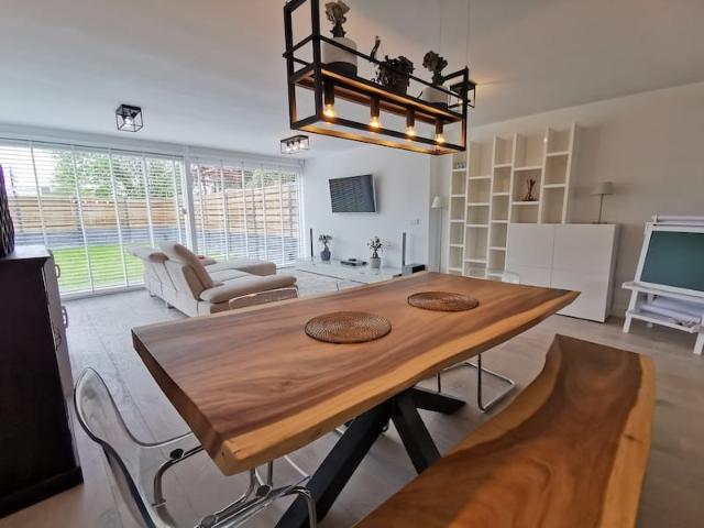 Woning te huur in Overbos, Hoofddorp