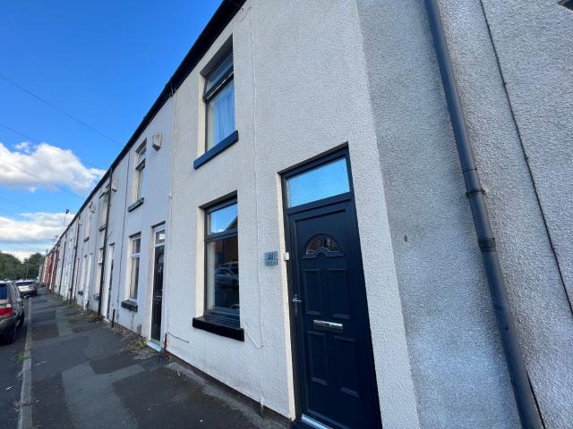 House for rent in Outwood Gate, Bury