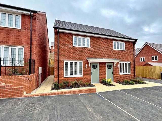 House for rent in New Bilton, Warwickshire