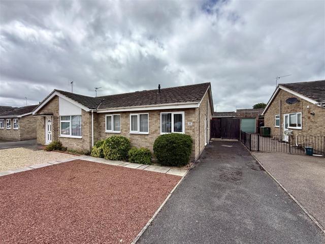 House for rent in Caldecott, Dromore