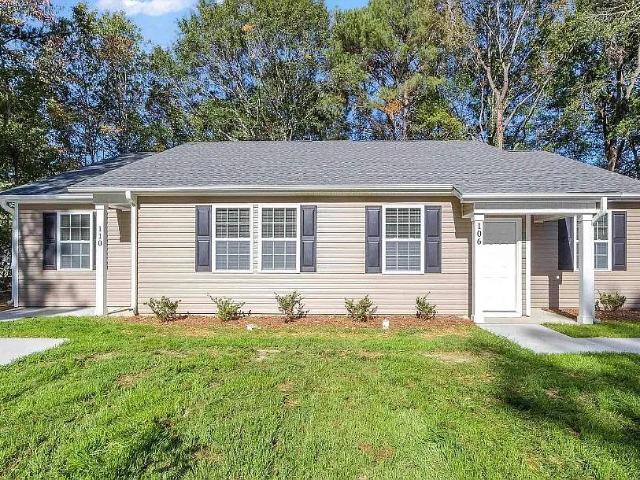House for rent in Smithfield