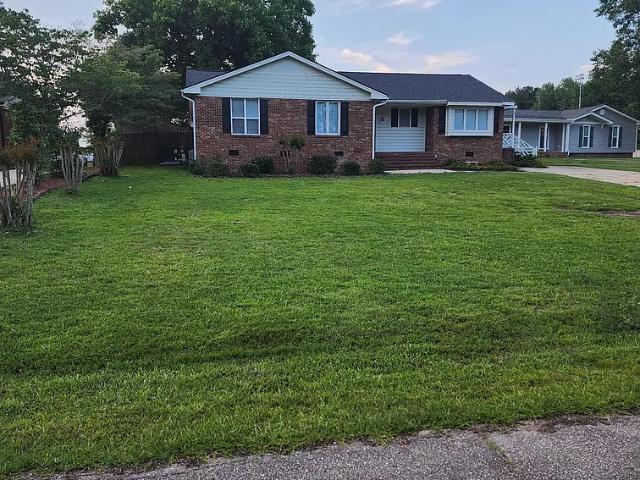 House for rent in Smithfield
