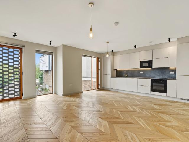 House for rent in Brownswood Park, Stoke Newington
