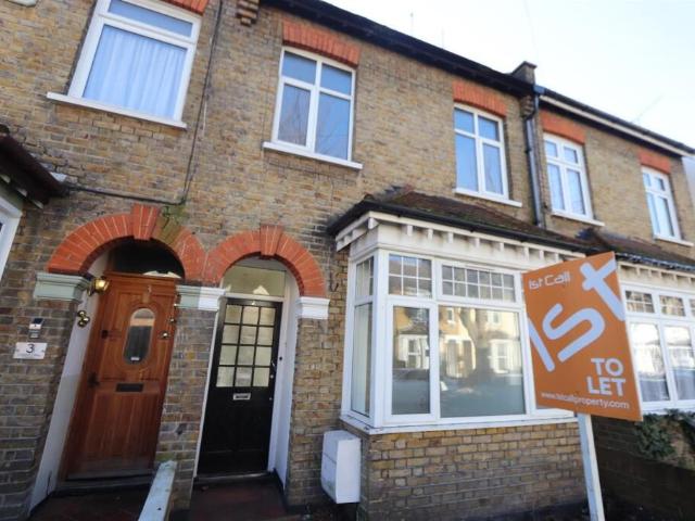 House for rent in Southend City Centre Neighbourhood, Alton Barnes