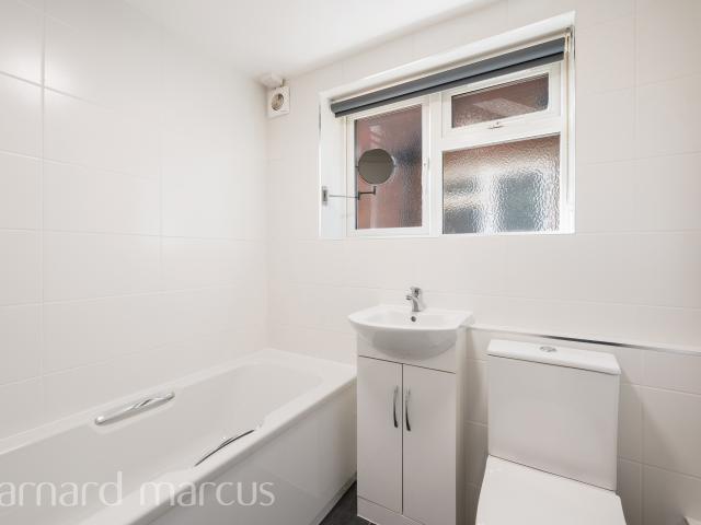 House for rent in Worcester Park, Greater London