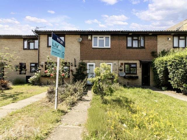 House for rent in London Borough of Croydon, Waddon