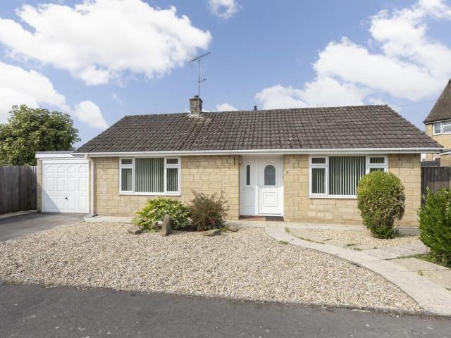 House for rent in Winchcombe, Pamington