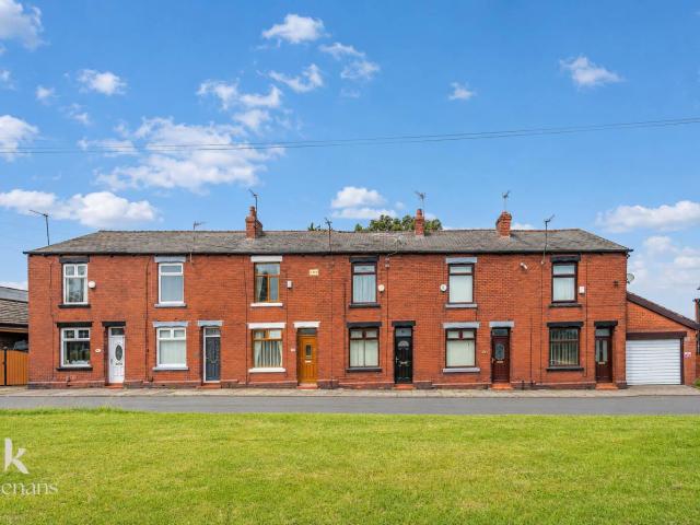 House for rent in Buckley, Burnedge