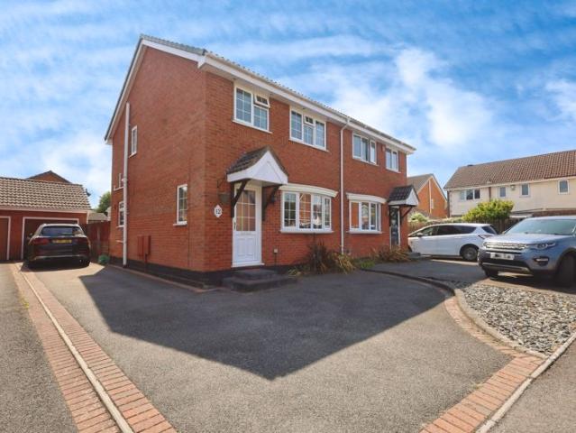 House for rent in Holdenhurst, Bournemouth