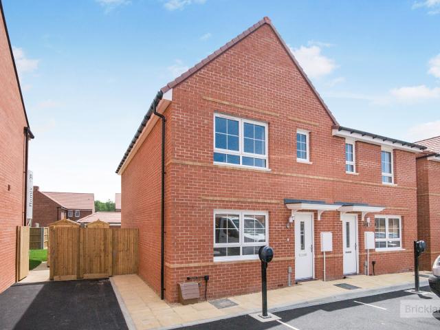 House for rent in Upperton, Eastbourne