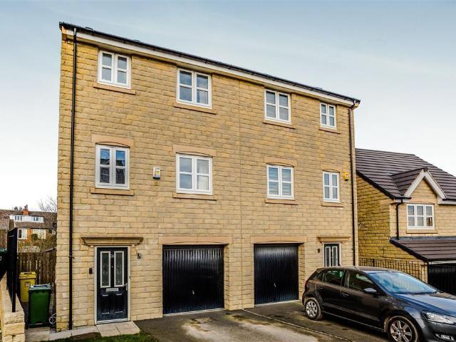 House for rent in Lindley, West Yorkshire