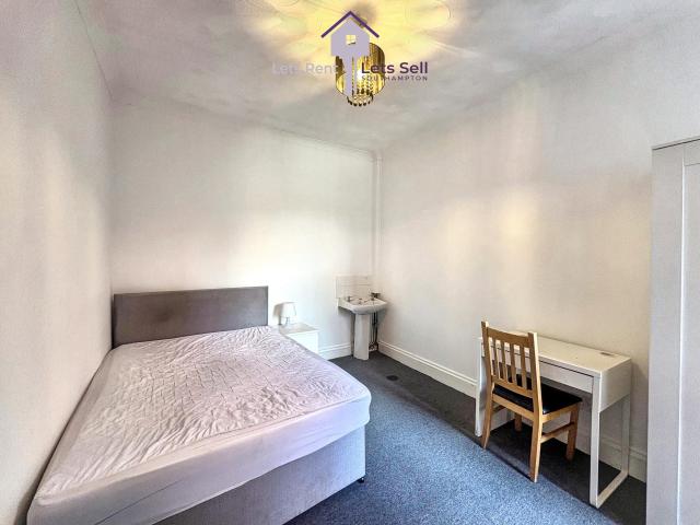 House for rent in Portswood Park, City Of Southampton