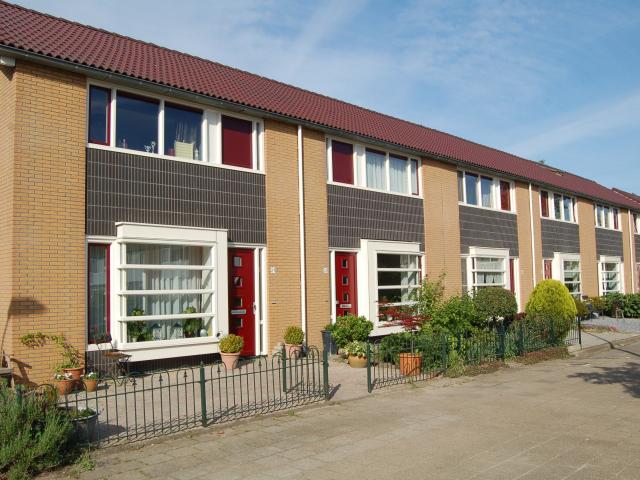 Woning te huur in Langeraar, Zuid Holland