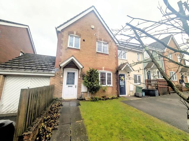 House for rent in Bryncae, Wales