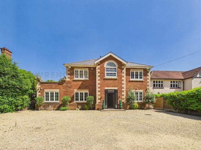 House for rent in Ickenham, Greater London
