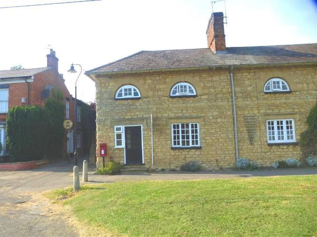 House for rent in Deanshanger