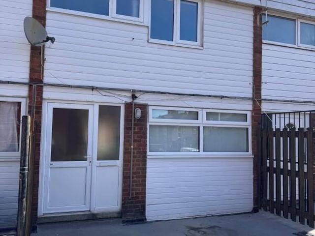 House for rent in Elmfield, Leicestershire